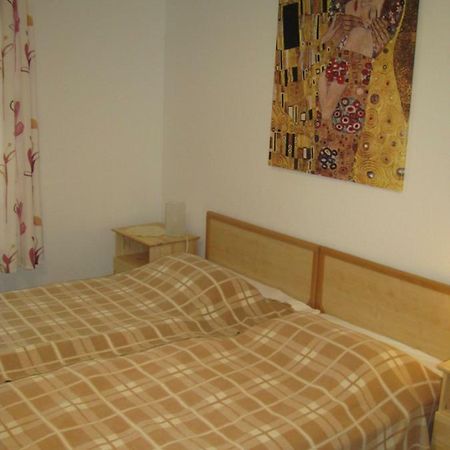 Ferienwohnung Herbsleben Екстериор снимка