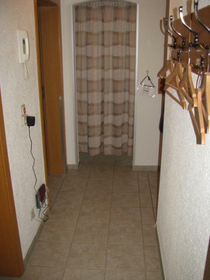 Ferienwohnung Herbsleben Екстериор снимка