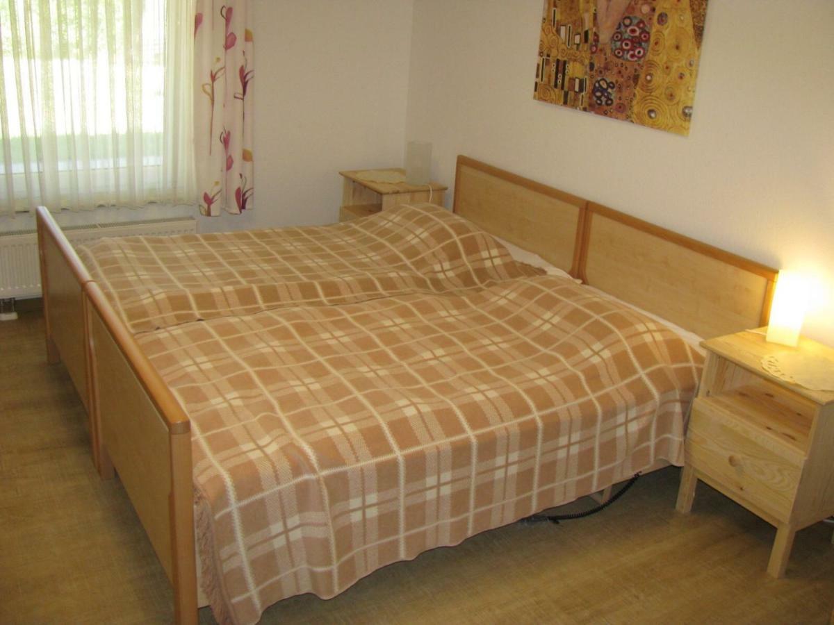 Ferienwohnung Herbsleben Екстериор снимка